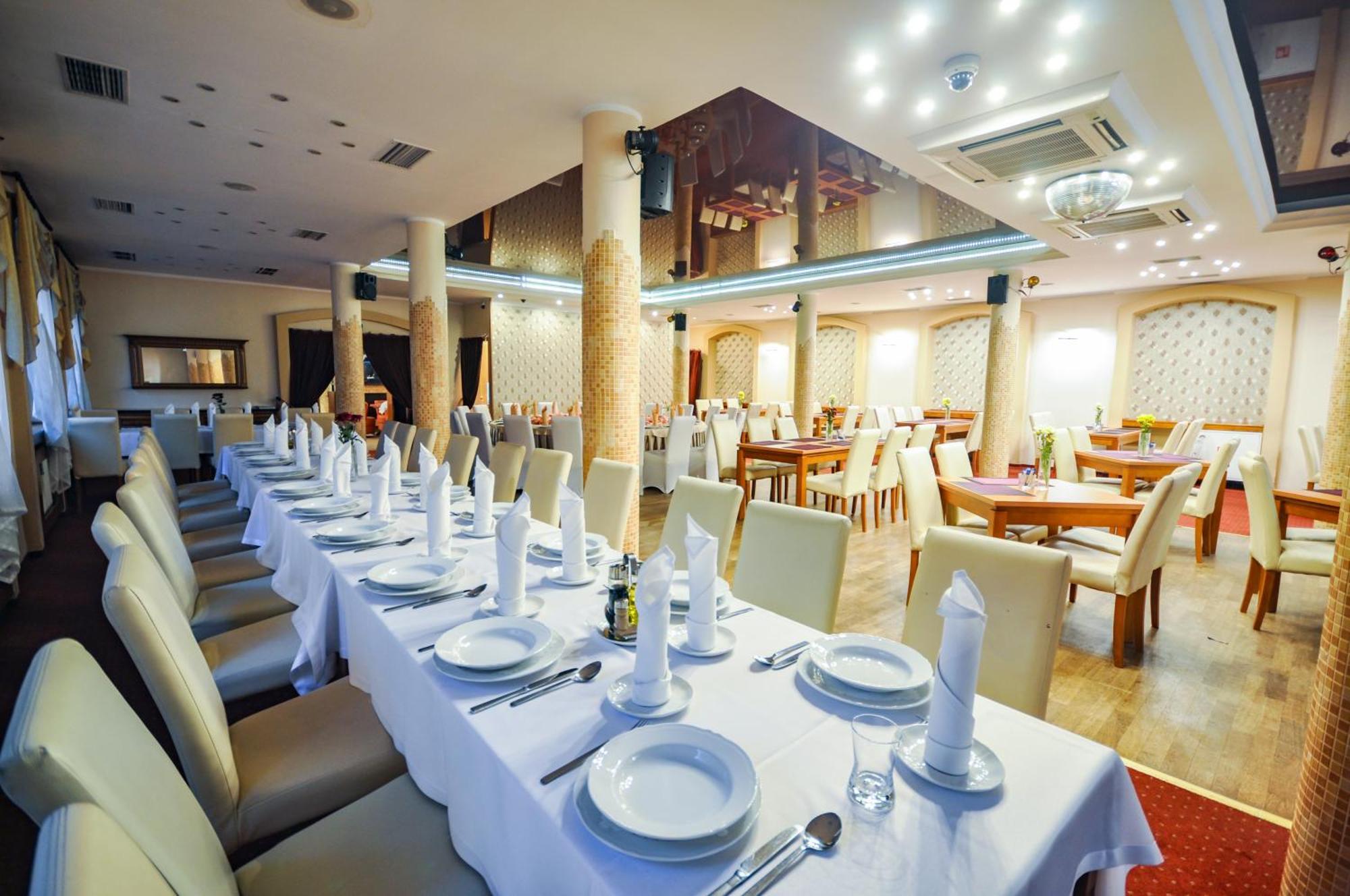 Hotel Trzy Swiaty Spa & Wellness Rajska Wyspa Gliwice Ngoại thất bức ảnh